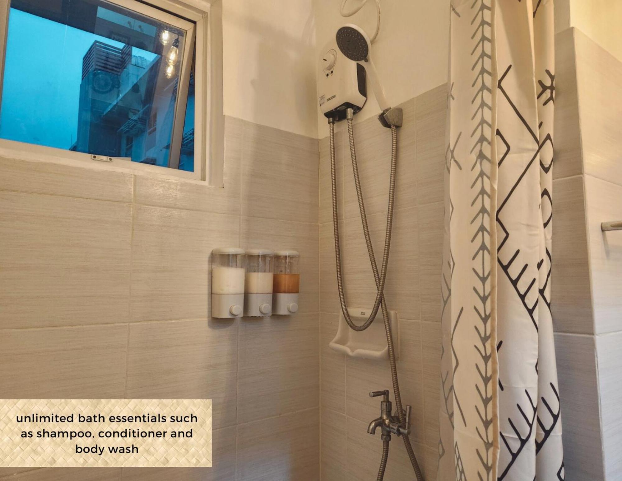 The Traveller'S Haven Airbnb Cebu Esterno foto